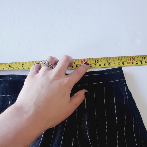 RALPH LAUREN 100% Linen High Rise Pinstriped Pants - Picture 2 of 7